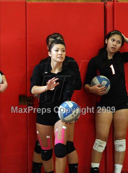 Thumbnail 2 in Notre Dame @ Salesian (CIF NorCal D4 Playoffs) photogallery.