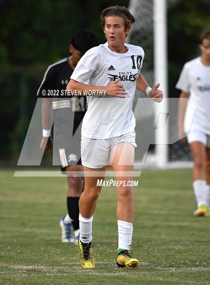 Thumbnail 1 in Enloe @ Knightdale photogallery.