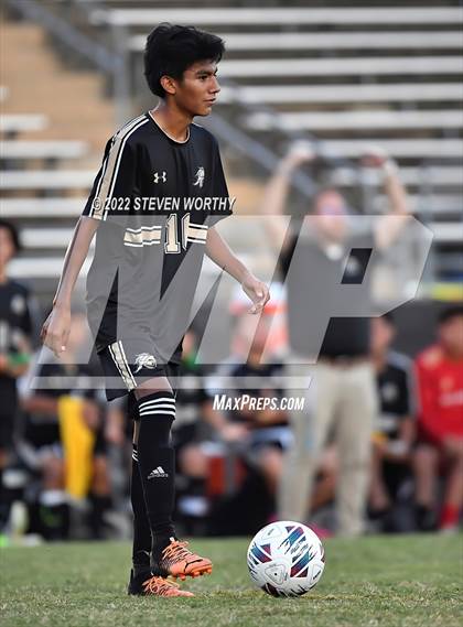 Thumbnail 1 in Enloe @ Knightdale photogallery.