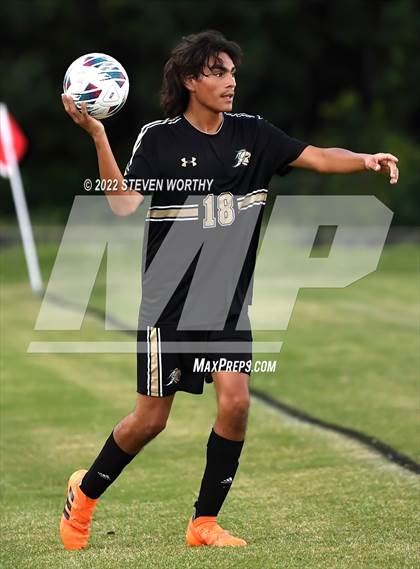 Thumbnail 2 in Enloe @ Knightdale photogallery.