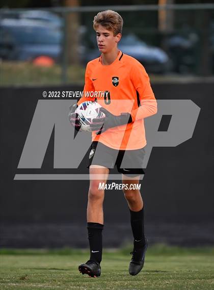 Thumbnail 1 in Enloe @ Knightdale photogallery.