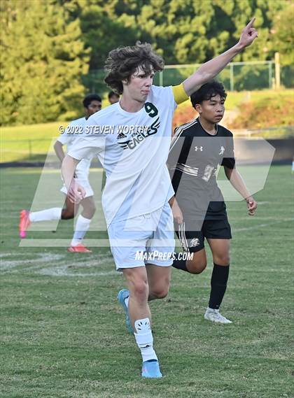 Thumbnail 1 in Enloe @ Knightdale photogallery.