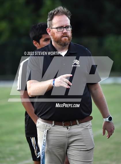 Thumbnail 2 in Enloe @ Knightdale photogallery.