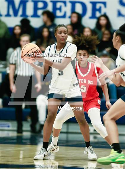 Thumbnail 2 in Sierra Canyon vs Mater Dei (CIF SS Open Division Regional Semifinal) photogallery.