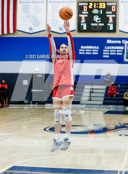 Thumbnail 2 in Sierra Canyon vs Mater Dei (CIF SS Open Division Regional Semifinal) photogallery.