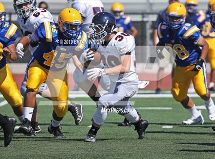 Thumbnail 2 in Valencia vs. Yorba Linda photogallery.