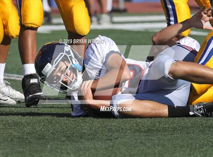 Thumbnail 3 in Valencia vs. Yorba Linda photogallery.