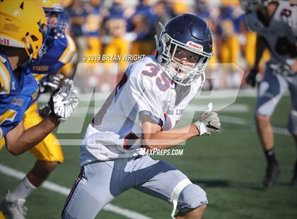 Thumbnail 2 in Valencia vs. Yorba Linda photogallery.