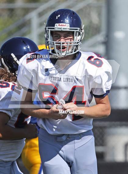 Thumbnail 2 in Valencia vs. Yorba Linda photogallery.