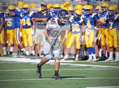 Thumbnail 3 in Valencia vs. Yorba Linda photogallery.