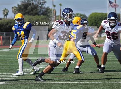 Thumbnail 2 in Valencia vs. Yorba Linda photogallery.