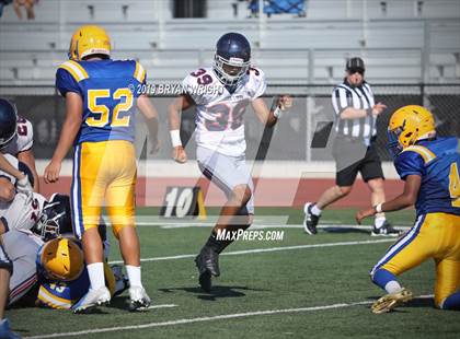 Thumbnail 3 in Valencia vs. Yorba Linda photogallery.