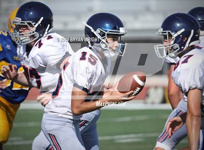 Thumbnail 2 in Valencia vs. Yorba Linda photogallery.