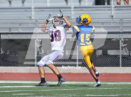 Thumbnail 1 in Valencia vs. Yorba Linda photogallery.