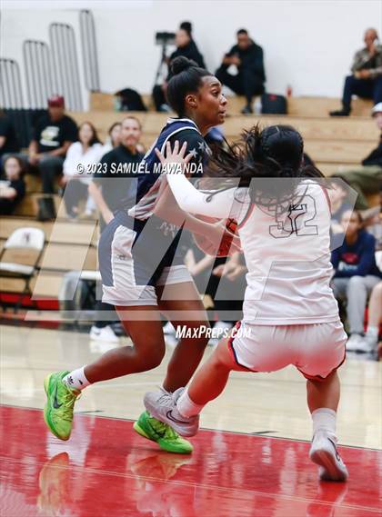 Thumbnail 1 in Sierra Canyon vs Brentwood School (Harvard-Westlake Tournament) photogallery.