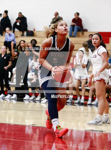 Thumbnail 2 in Sierra Canyon vs Brentwood School (Harvard-Westlake Tournament) photogallery.