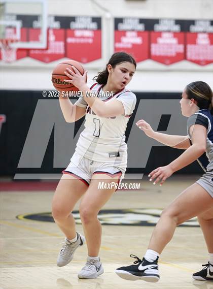 Thumbnail 3 in Sierra Canyon vs Brentwood School (Harvard-Westlake Tournament) photogallery.