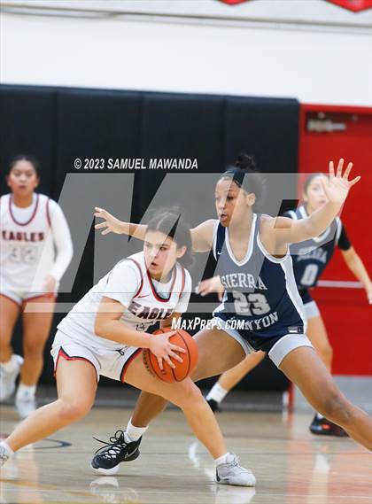 Thumbnail 1 in Sierra Canyon vs Brentwood School (Harvard-Westlake Tournament) photogallery.