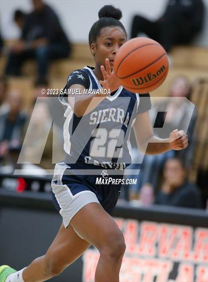 Thumbnail 2 in Sierra Canyon vs Brentwood School (Harvard-Westlake Tournament) photogallery.