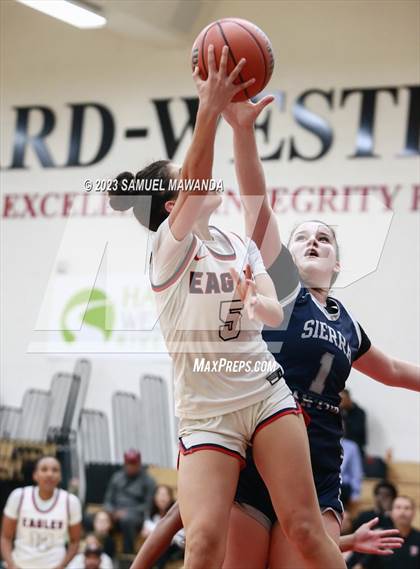 Thumbnail 2 in Sierra Canyon vs Brentwood School (Harvard-Westlake Tournament) photogallery.