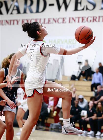 Thumbnail 2 in Sierra Canyon vs Brentwood School (Harvard-Westlake Tournament) photogallery.