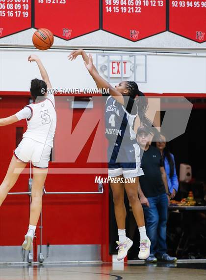 Thumbnail 3 in Sierra Canyon vs Brentwood School (Harvard-Westlake Tournament) photogallery.