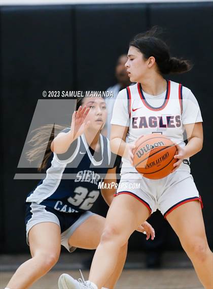 Thumbnail 3 in Sierra Canyon vs Brentwood School (Harvard-Westlake Tournament) photogallery.