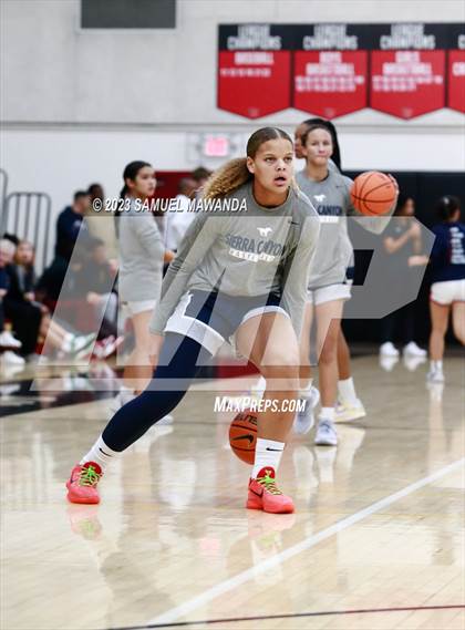 Thumbnail 3 in Sierra Canyon vs Brentwood School (Harvard-Westlake Tournament) photogallery.