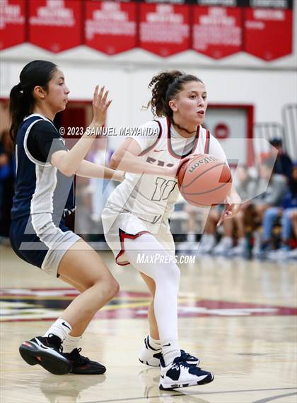 Thumbnail 2 in Sierra Canyon vs Brentwood School (Harvard-Westlake Tournament) photogallery.