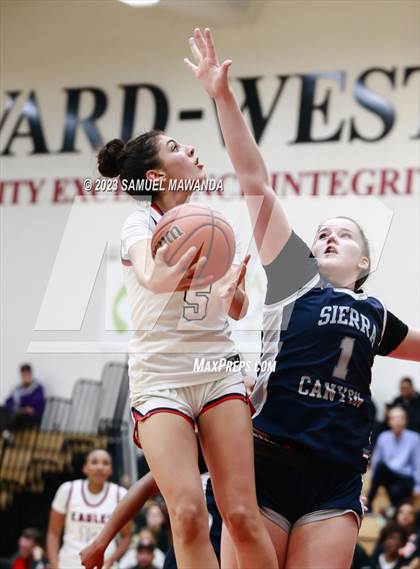 Thumbnail 1 in Sierra Canyon vs Brentwood School (Harvard-Westlake Tournament) photogallery.