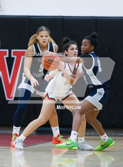 Thumbnail 1 in Sierra Canyon vs Brentwood School (Harvard-Westlake Tournament) photogallery.