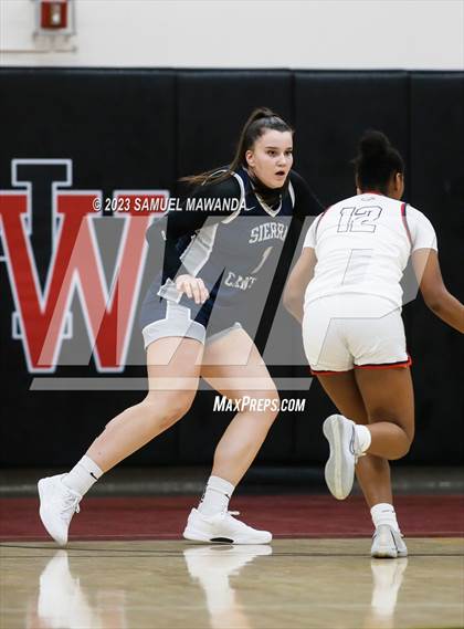 Thumbnail 2 in Sierra Canyon vs Brentwood School (Harvard-Westlake Tournament) photogallery.
