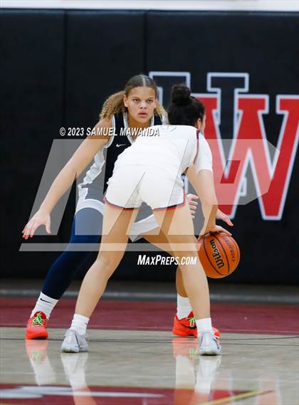 Thumbnail 2 in Sierra Canyon vs Brentwood School (Harvard-Westlake Tournament) photogallery.