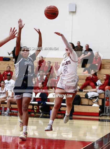 Thumbnail 3 in Sierra Canyon vs Brentwood School (Harvard-Westlake Tournament) photogallery.