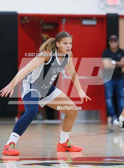 Thumbnail 1 in Sierra Canyon vs Brentwood School (Harvard-Westlake Tournament) photogallery.