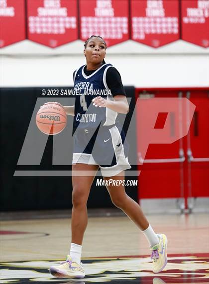 Thumbnail 2 in Sierra Canyon vs Brentwood School (Harvard-Westlake Tournament) photogallery.