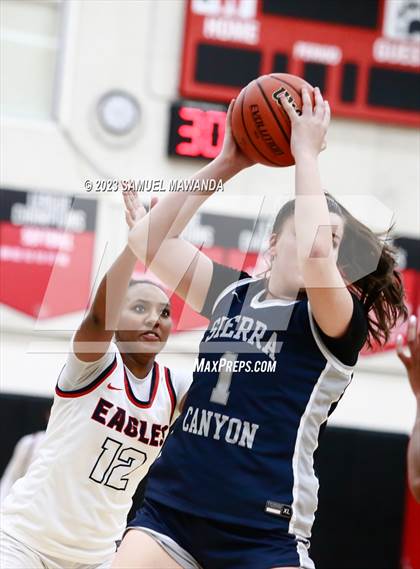 Thumbnail 1 in Sierra Canyon vs Brentwood School (Harvard-Westlake Tournament) photogallery.