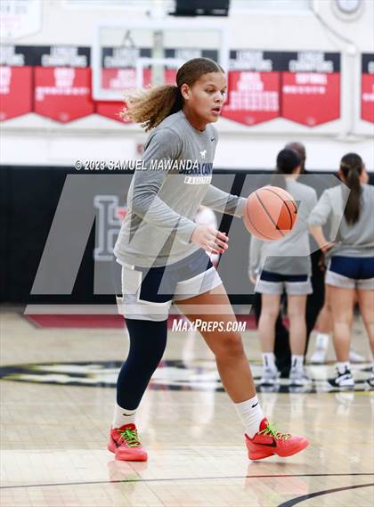 Thumbnail 1 in Sierra Canyon vs Brentwood School (Harvard-Westlake Tournament) photogallery.