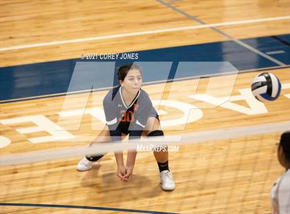 Thumbnail 3 in Veterans vs Northside photogallery.