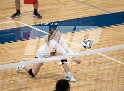 Thumbnail 3 in Veterans vs Northside photogallery.