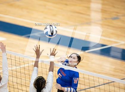 Thumbnail 2 in Veterans vs Northside photogallery.