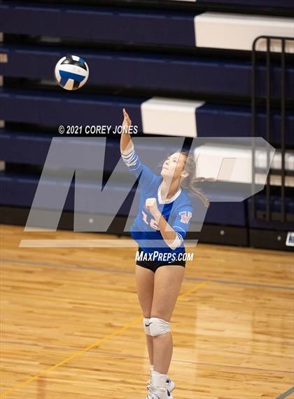 Thumbnail 2 in Veterans vs Northside photogallery.