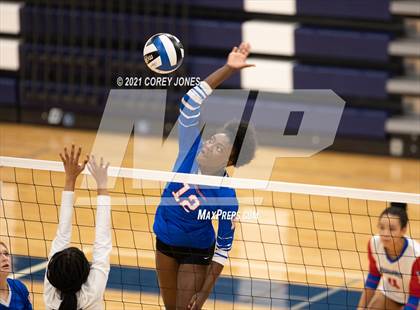 Thumbnail 2 in Veterans vs Northside photogallery.