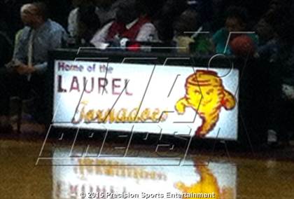 Thumbnail 3 in Laurel TOC Ceremony photogallery.