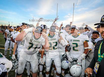 Thumbnail 2 in Woodland Christian vs. Le Grand (CIF SJS D-7 Final) photogallery.