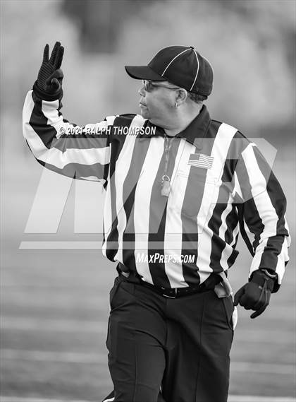 Thumbnail 2 in Woodland Christian vs. Le Grand (CIF SJS D-7 Final) photogallery.