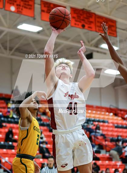 Thumbnail 3 in Argyle vs. Western Hills (UIL 4A Bi-Disttrict Playoff) photogallery.