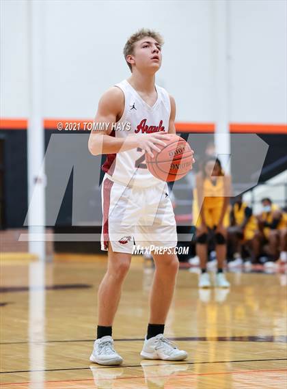 Thumbnail 2 in Argyle vs. Western Hills (UIL 4A Bi-Disttrict Playoff) photogallery.