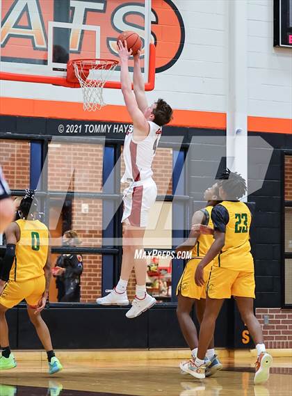 Thumbnail 1 in Argyle vs. Western Hills (UIL 4A Bi-Disttrict Playoff) photogallery.