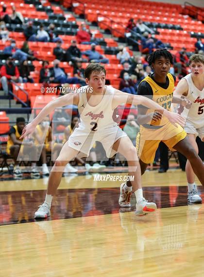 Thumbnail 3 in Argyle vs. Western Hills (UIL 4A Bi-Disttrict Playoff) photogallery.